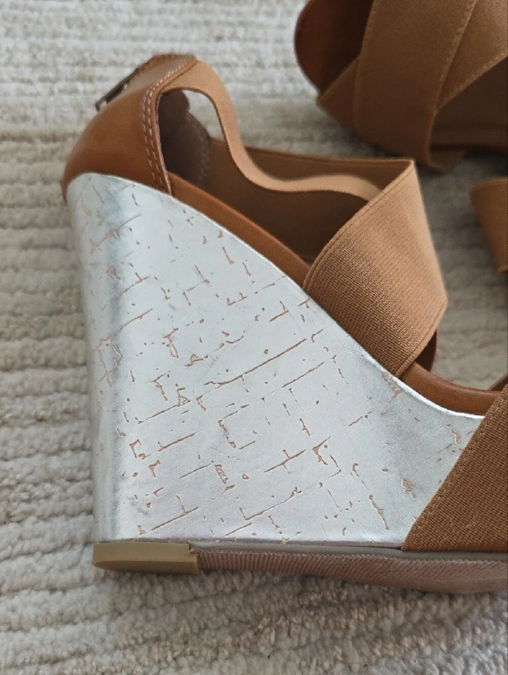 Shoe Dazzle Tan Elastic Crossover Wedge Sandals with Silver Wedge
